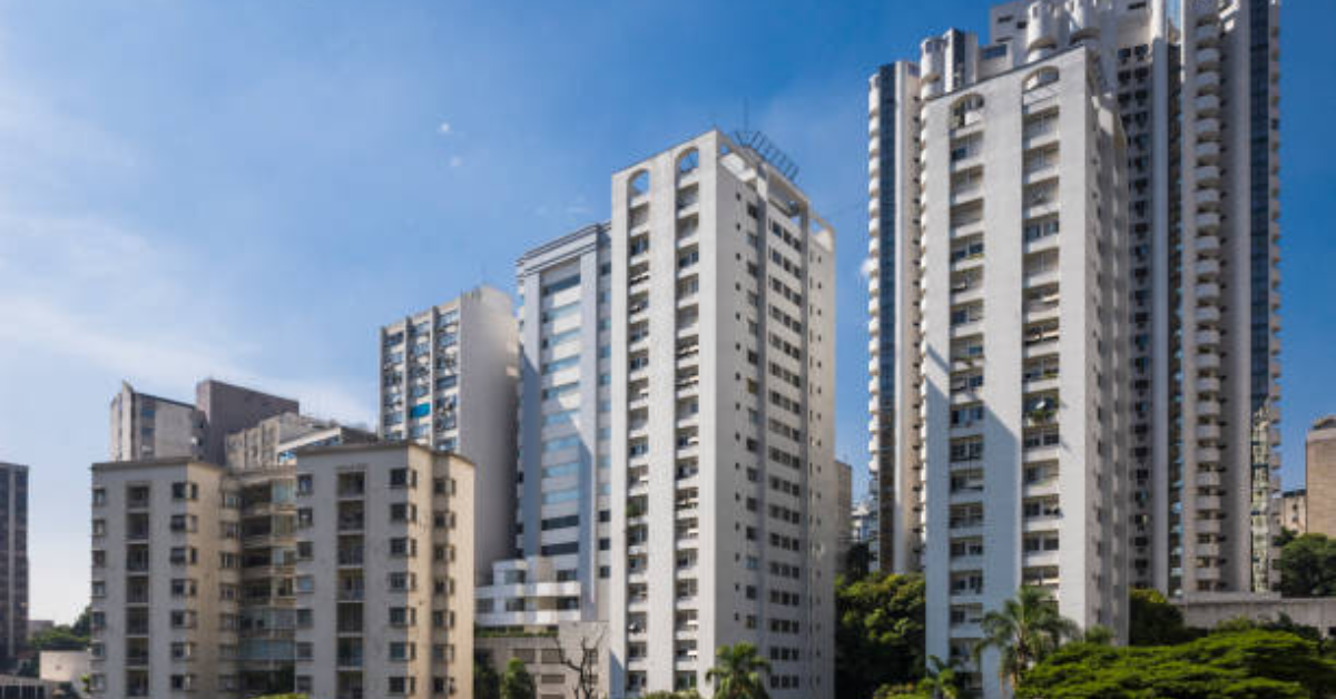 Runwal Auris – Premium Residential Apartments in Malad West, Mumbai