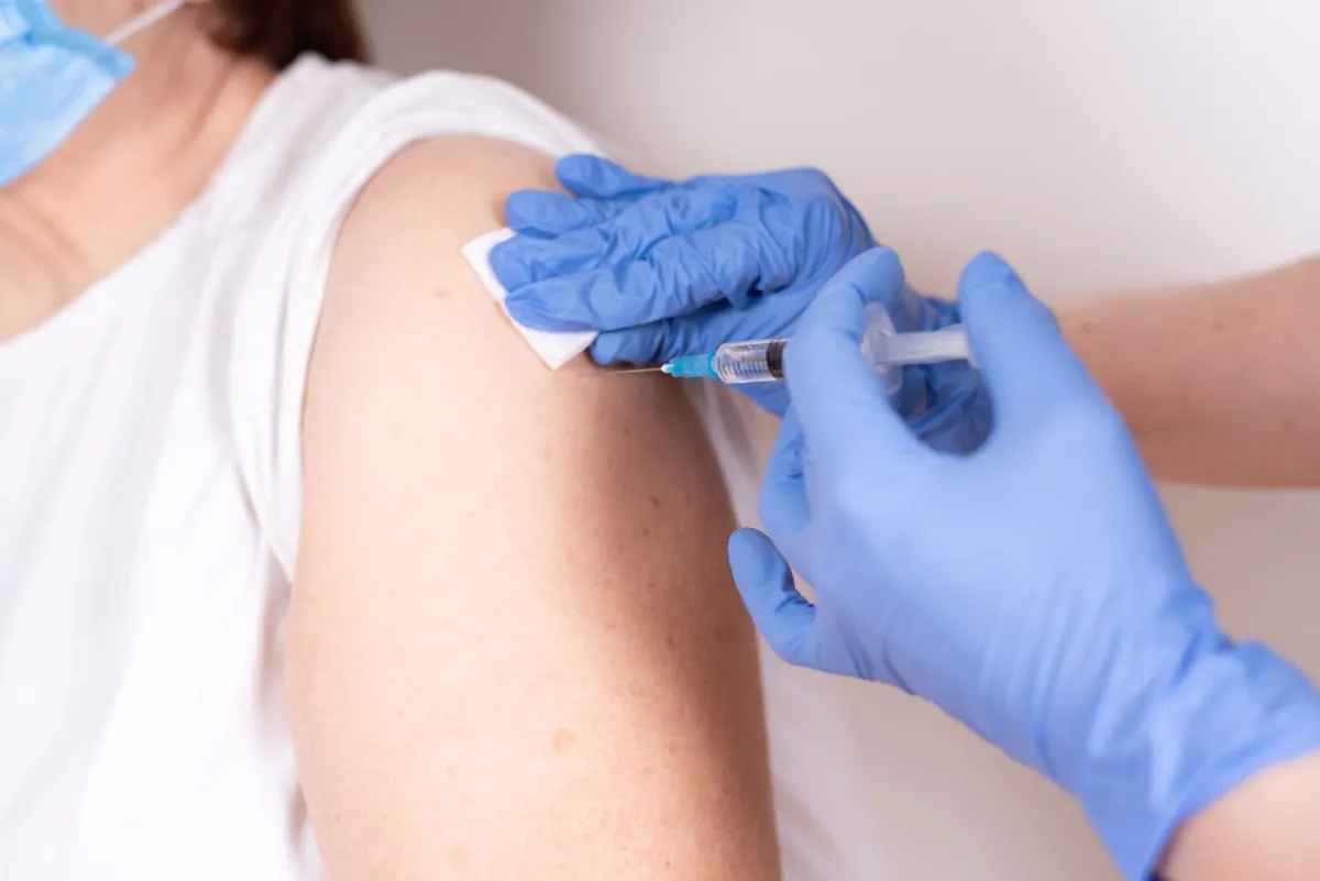 Who Should Opt for Vaccination at Home Services?