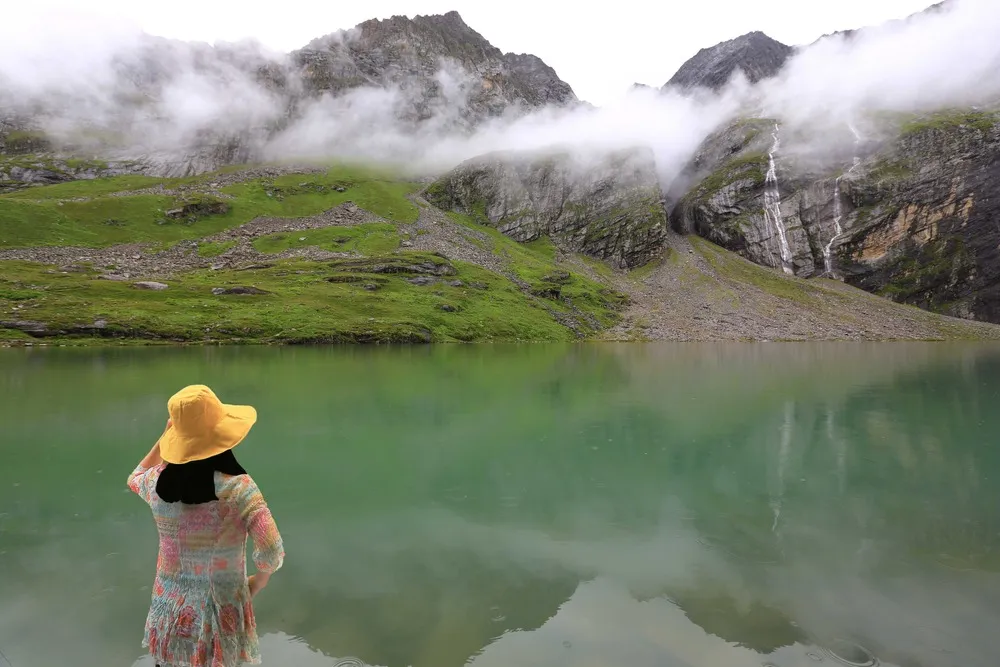Valley of Flowers Best Time to Visit: Complete Guide