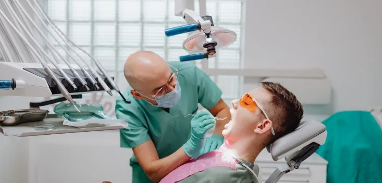 Oral Health Tips from a General Dentist in Ronkonkoma