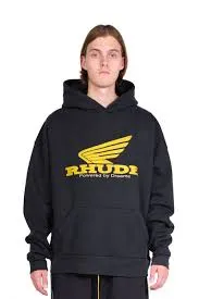 Wind-Chill Winter Shopping Day Fashion in the USA: Where Function Meets Street-Luxury