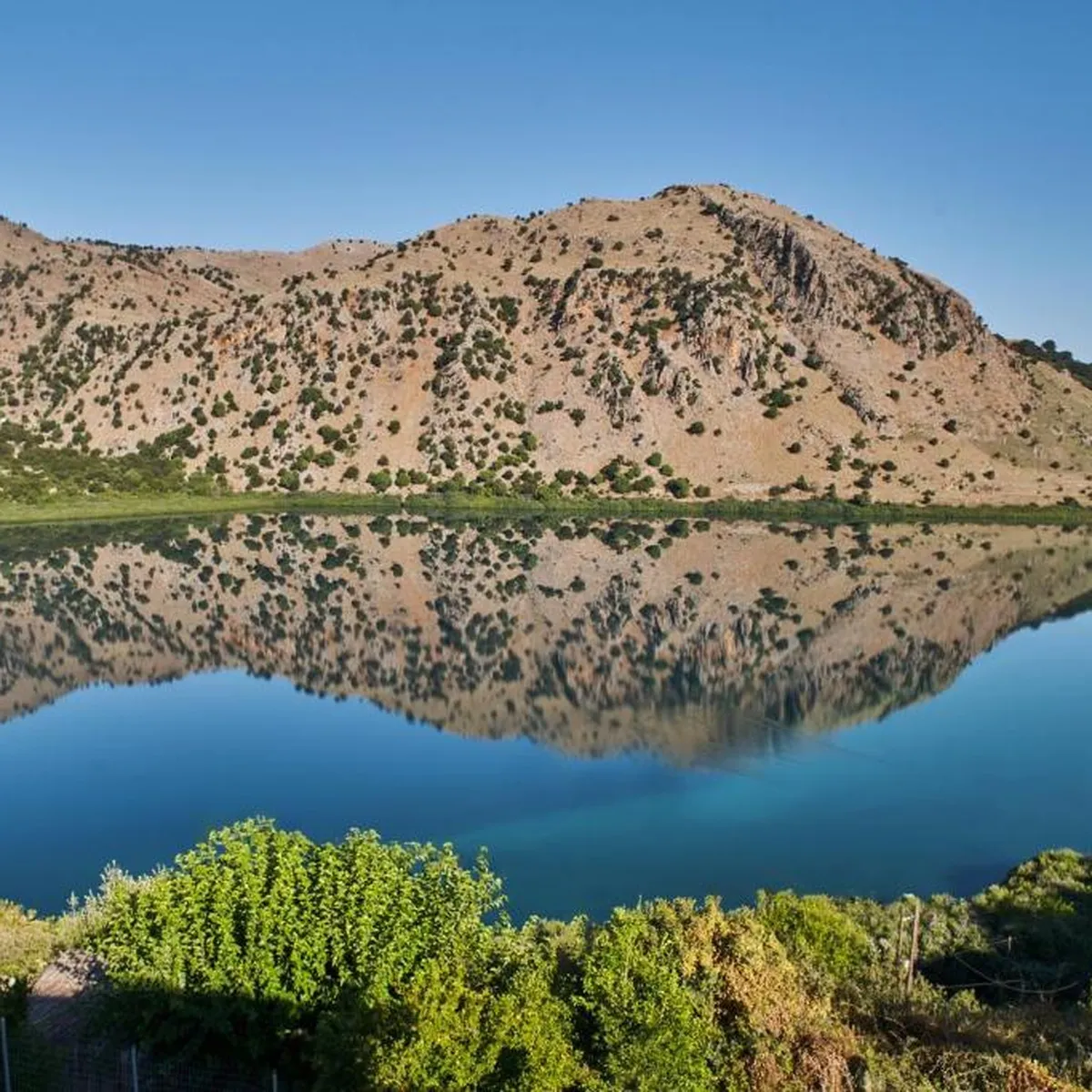 Why Lake Kournas Is One of Crete’s Most Peaceful Destinations