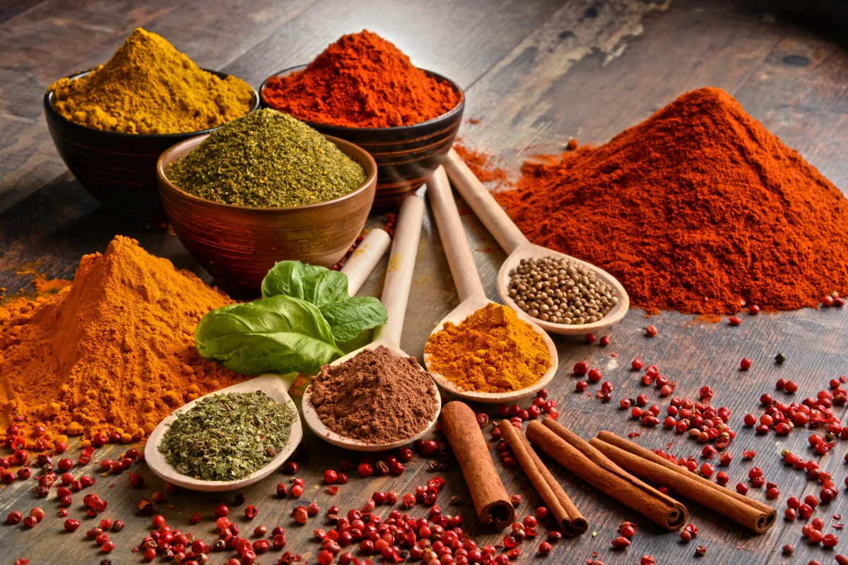 Why Buying Spices & Masalas Online in UAE Is the Smart Choice