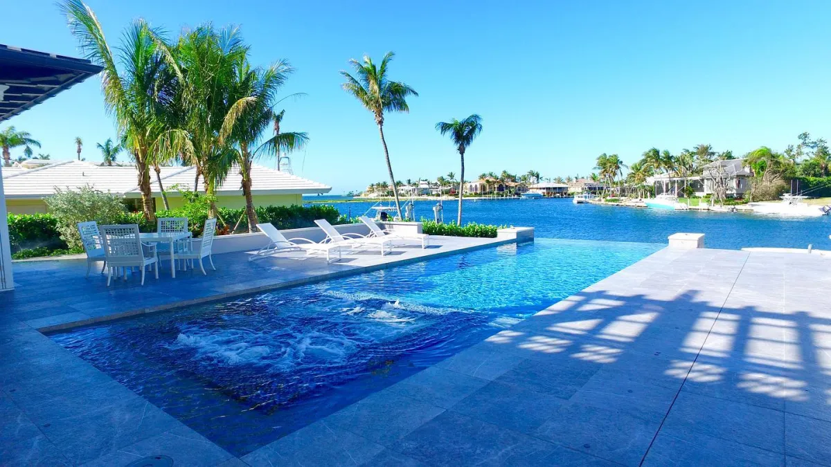 Skimmer Basket Cleaning & Pool Pump Basket Cleaning: Complete Guide to