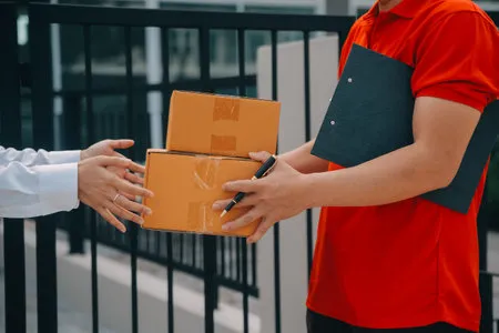 Same Day Delivery vs Next Day Delivery: What Customers Prefer