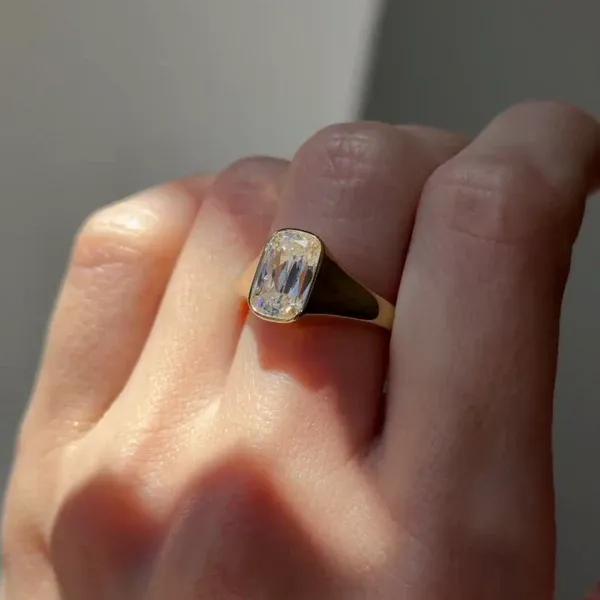 The Quiet Luxury of Vintage-Inspired Diamond Rings