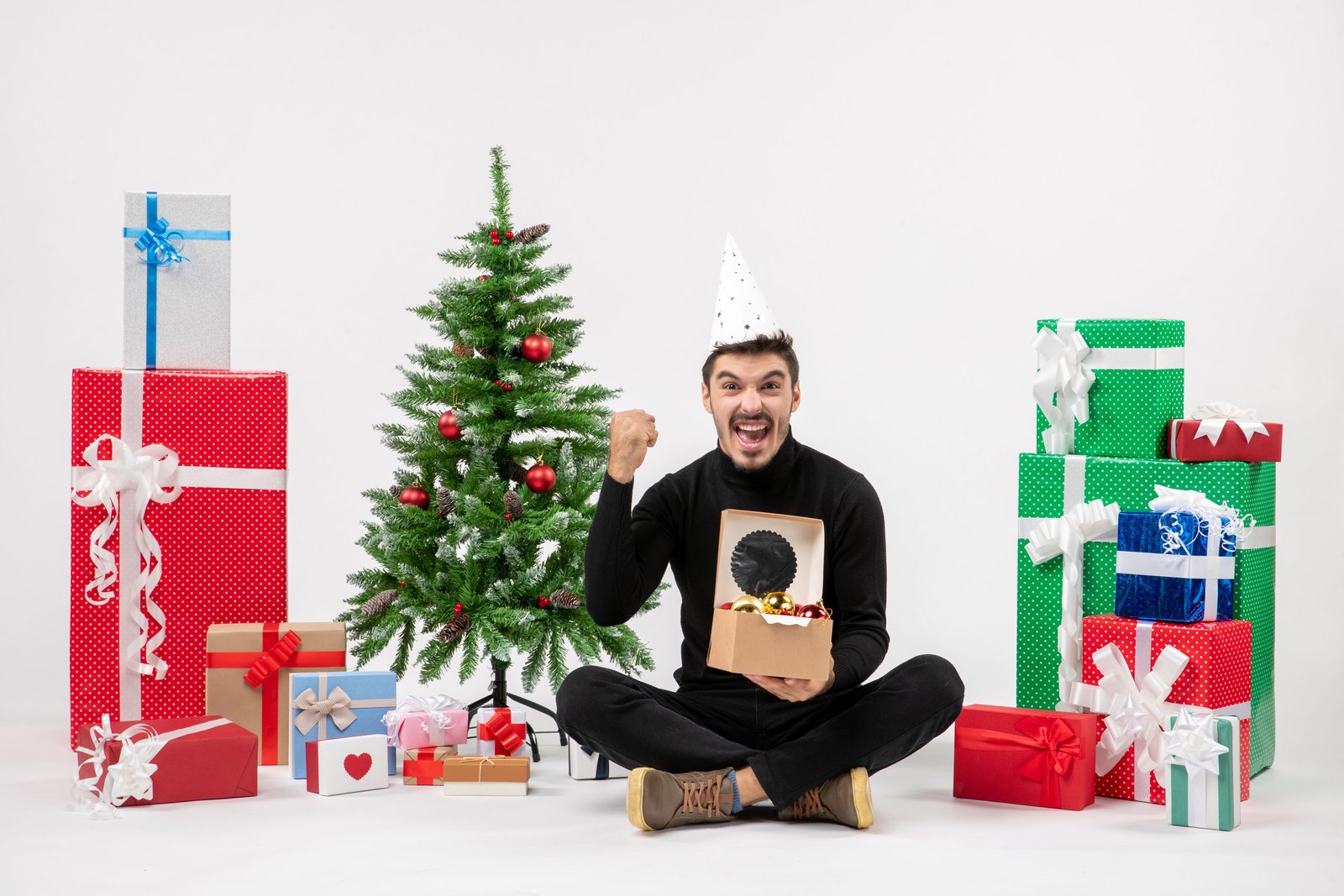 Cozy and Cute Christmas Gifts for Women That Make Winter Special